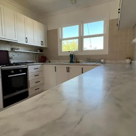 Mira - 3br With Panaromic Sea View ヴィラ *