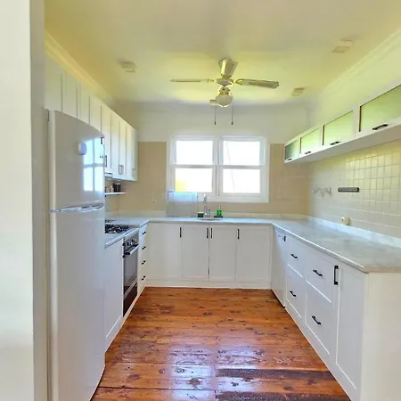 Mira - 3br With Panaromic Sea View ダッチャ